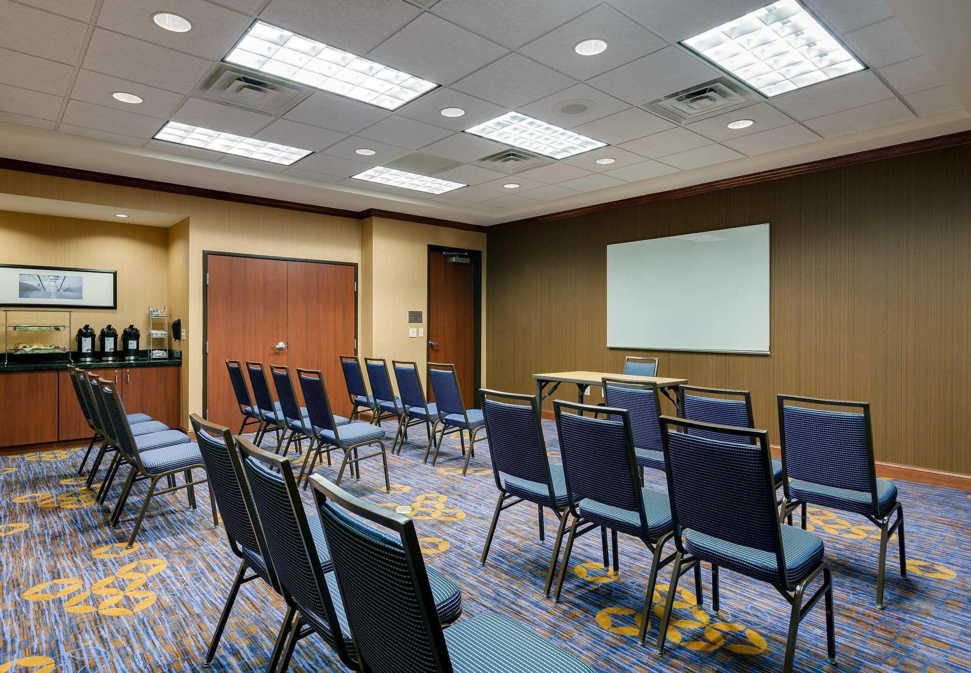 Courtyard By Marriott Chicago Schaumburg/Woodfield Mall Kültér fotó